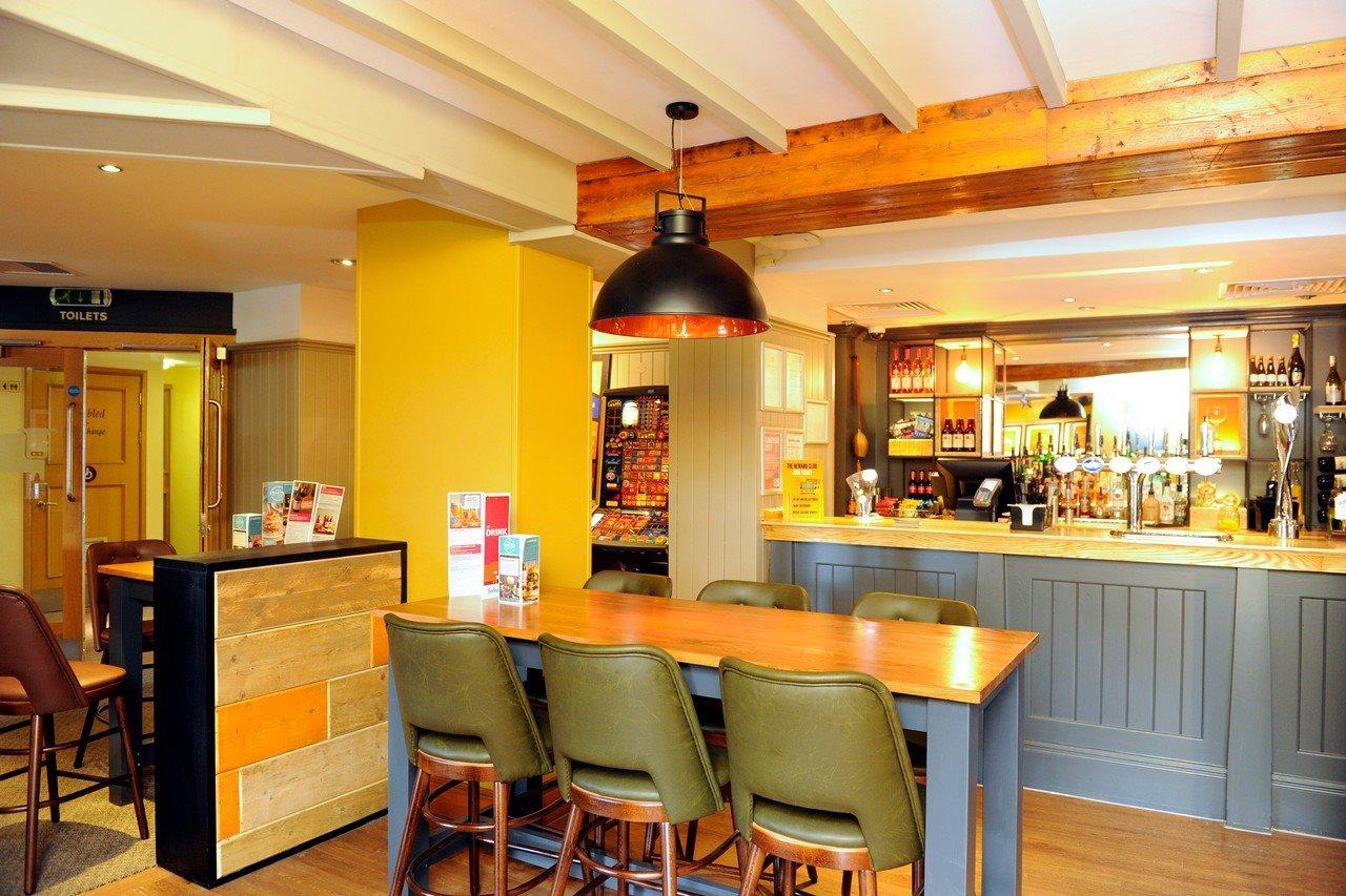Premier Inn Petersfield Exterior photo